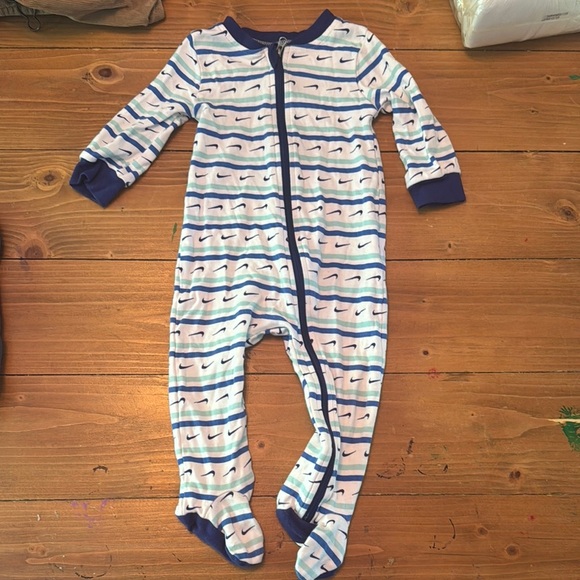 Nike Blue and White Footies One Piece with Full-Length Zipper 9m - Picture 1 of 3